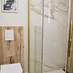 アパート Art Warszawska 21 カトヴィツェ