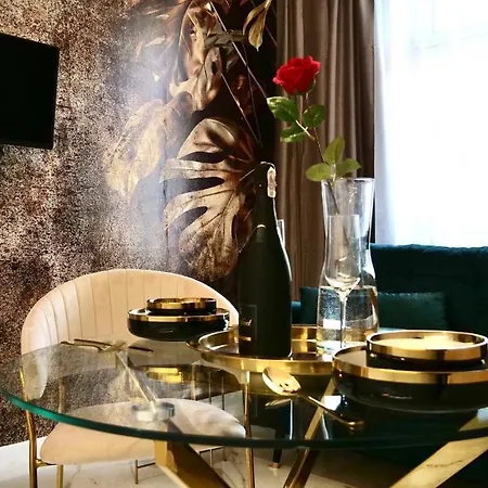 Art Warszawska 21 Apartamento Katowice