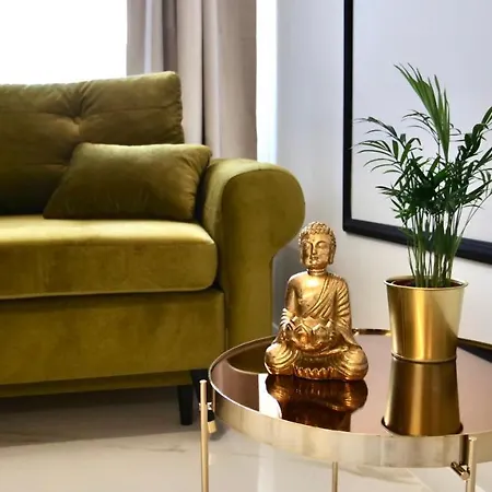 Apartamento Art Warszawska 21 *