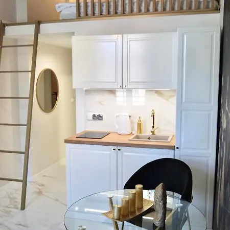 Art Warszawska 21 Apartamento