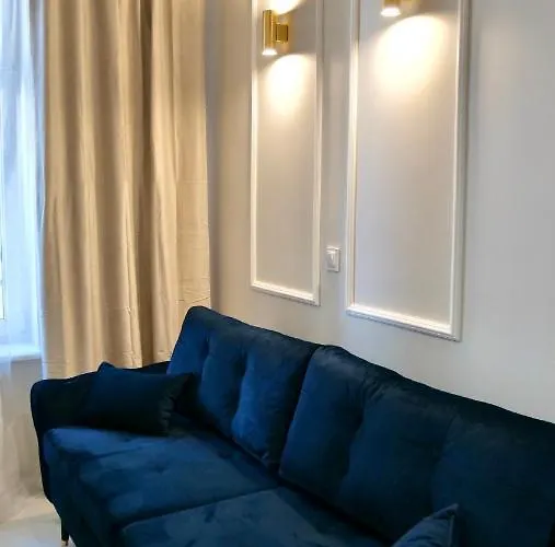 Art Warszawska 21 Apartmán *