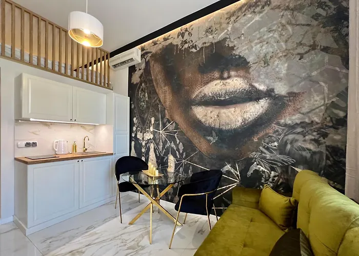 Art Warszawska 21 * Katovice